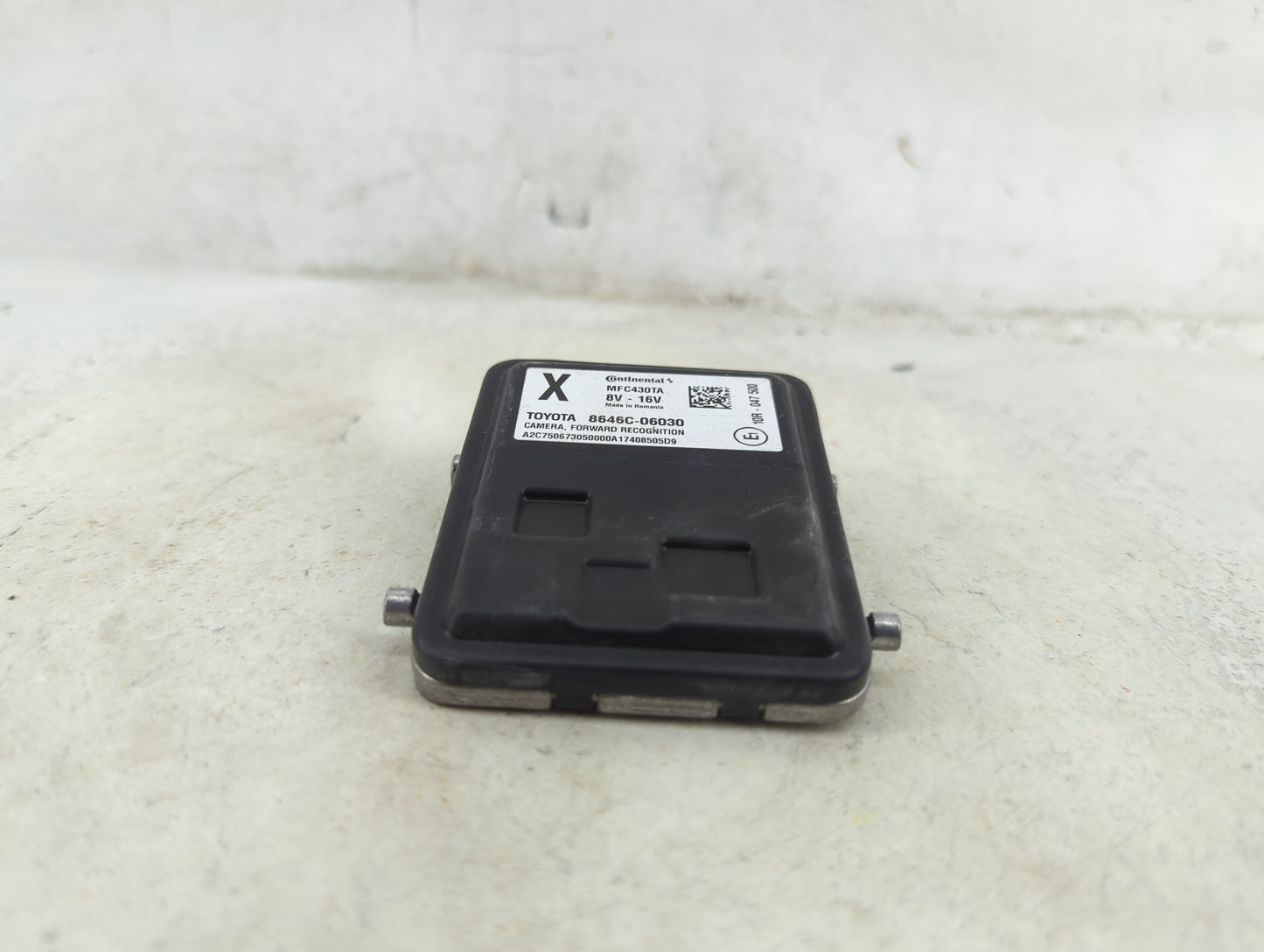 2018-2019 Toyota Camry Backup Camera Or Backup Sensor - Oemusedautoparts1.com