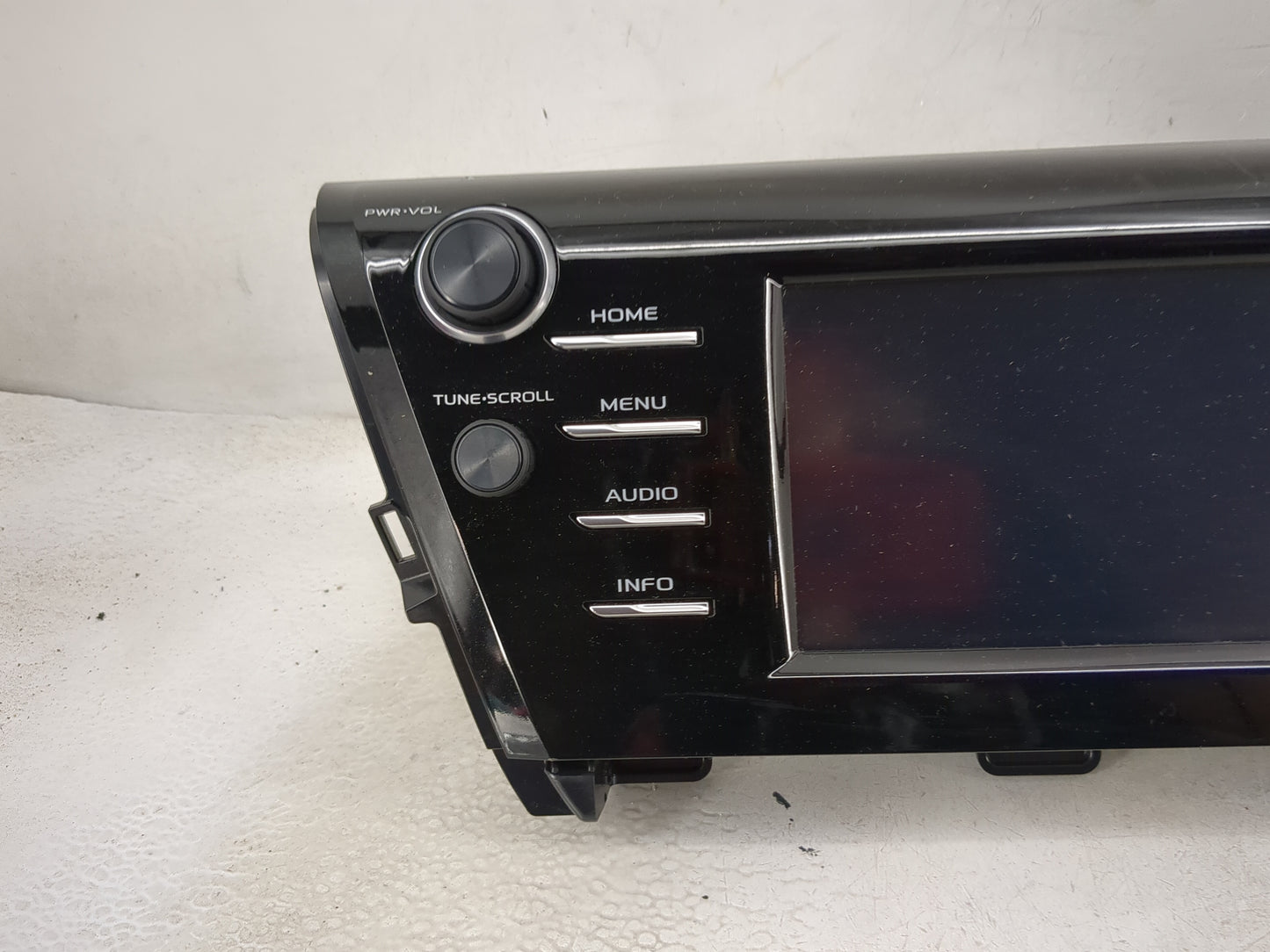 2018 Toyota Camry Information Display Screen 1494708 - Oemusedautoparts1.com