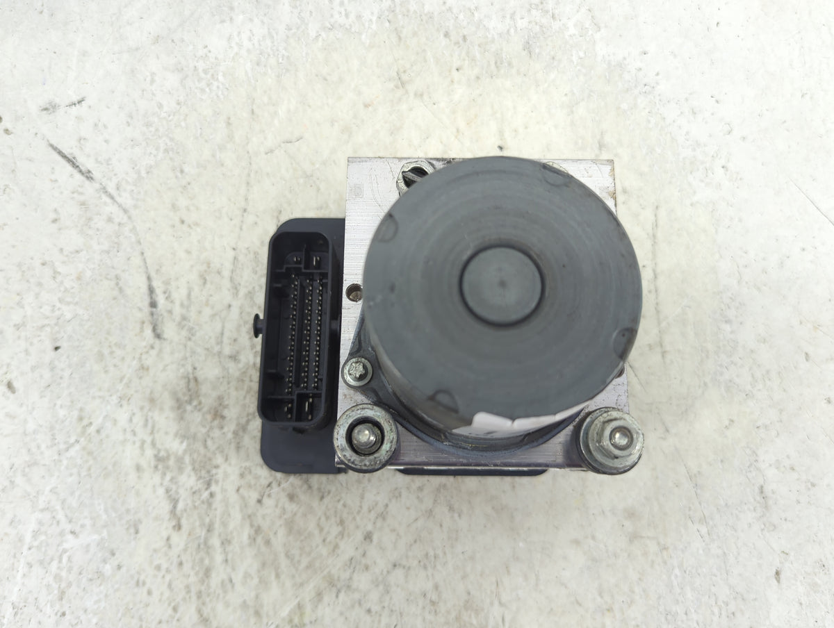 2018-2019 Toyota Camry Anti-Lock Brake ABS Pump Module Actuator OEM P/N:44510-33660 269 933 Fits Fits 2018 2019 OEM Used Aut