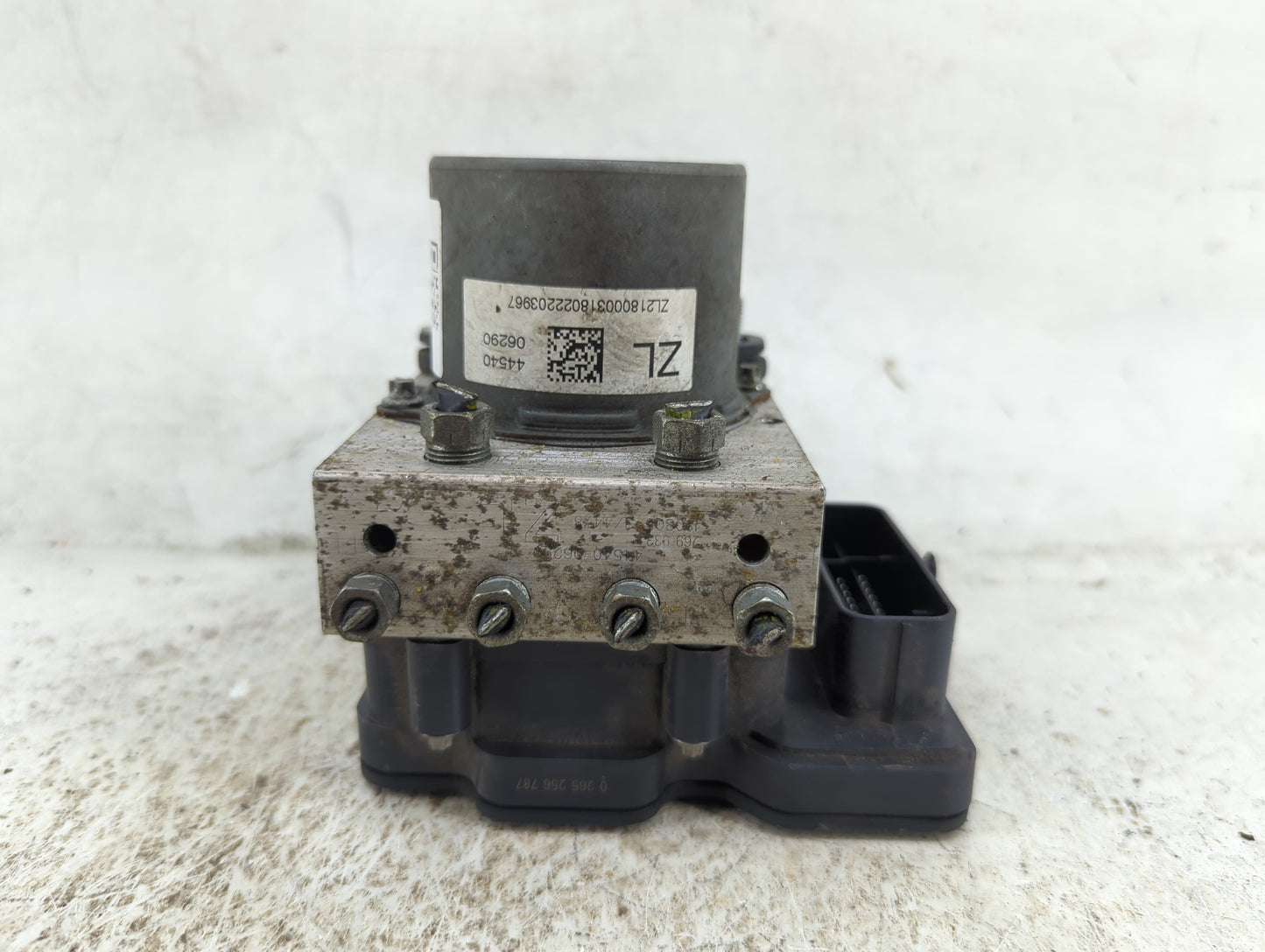 2018-2020 Toyota Camry ABS Pump Control Module Replacement P/N:44540 06290 0 265 256 787 Fits Fits 2018 2019 2020 OEM Used A