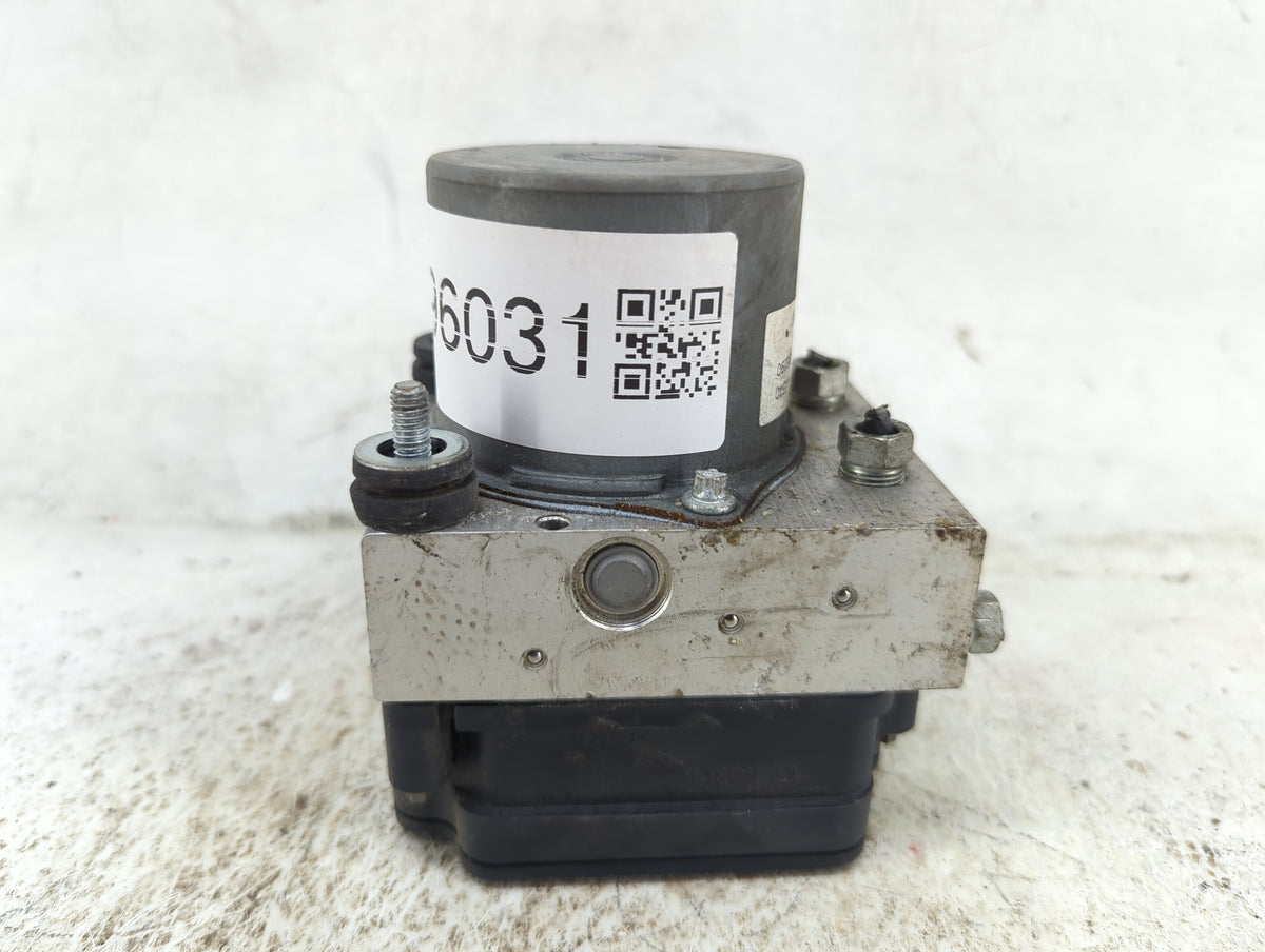 2018-2020 Toyota Camry ABS Pump Control Module Replacement P/N:44540 06290 0 265 256 787 Fits Fits 2018 2019 2020 OEM Used A