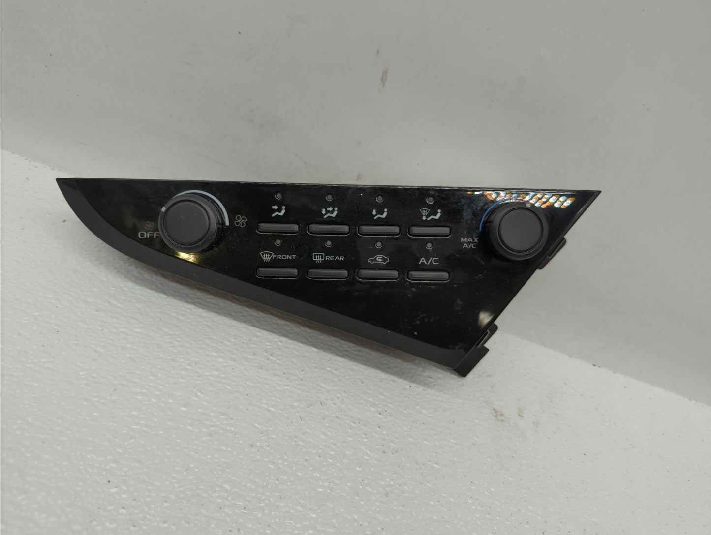 2018-2022 Toyota Camry Climate Control Module Temperature AC/Heater Replacement P/N:55900-06470 Fits Fits 2018 2019 2020 202