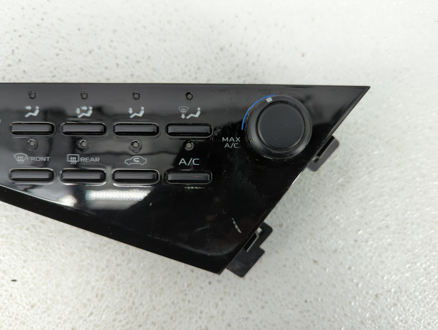 2018-2022 Toyota Camry Climate Control Module Temperature AC/Heater Replacement P/N:55900-06470 Fits Fits 2018 2019 2020 202