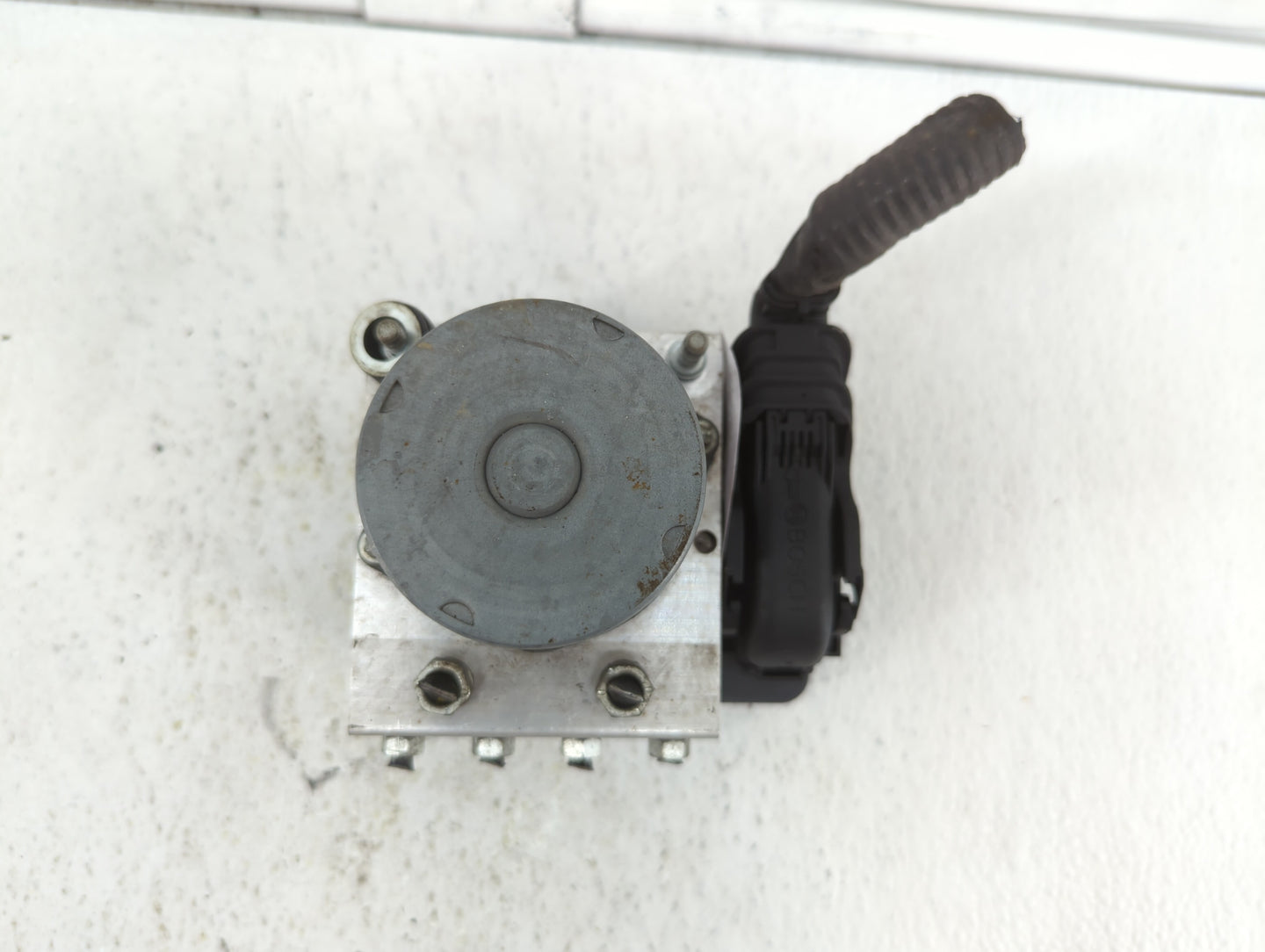 2018 Toyota Camry ABS Pump Control Module Replacement P/N:44540-06290 44540 06290 Fits OEM Used Auto Parts - Oemusedautopart