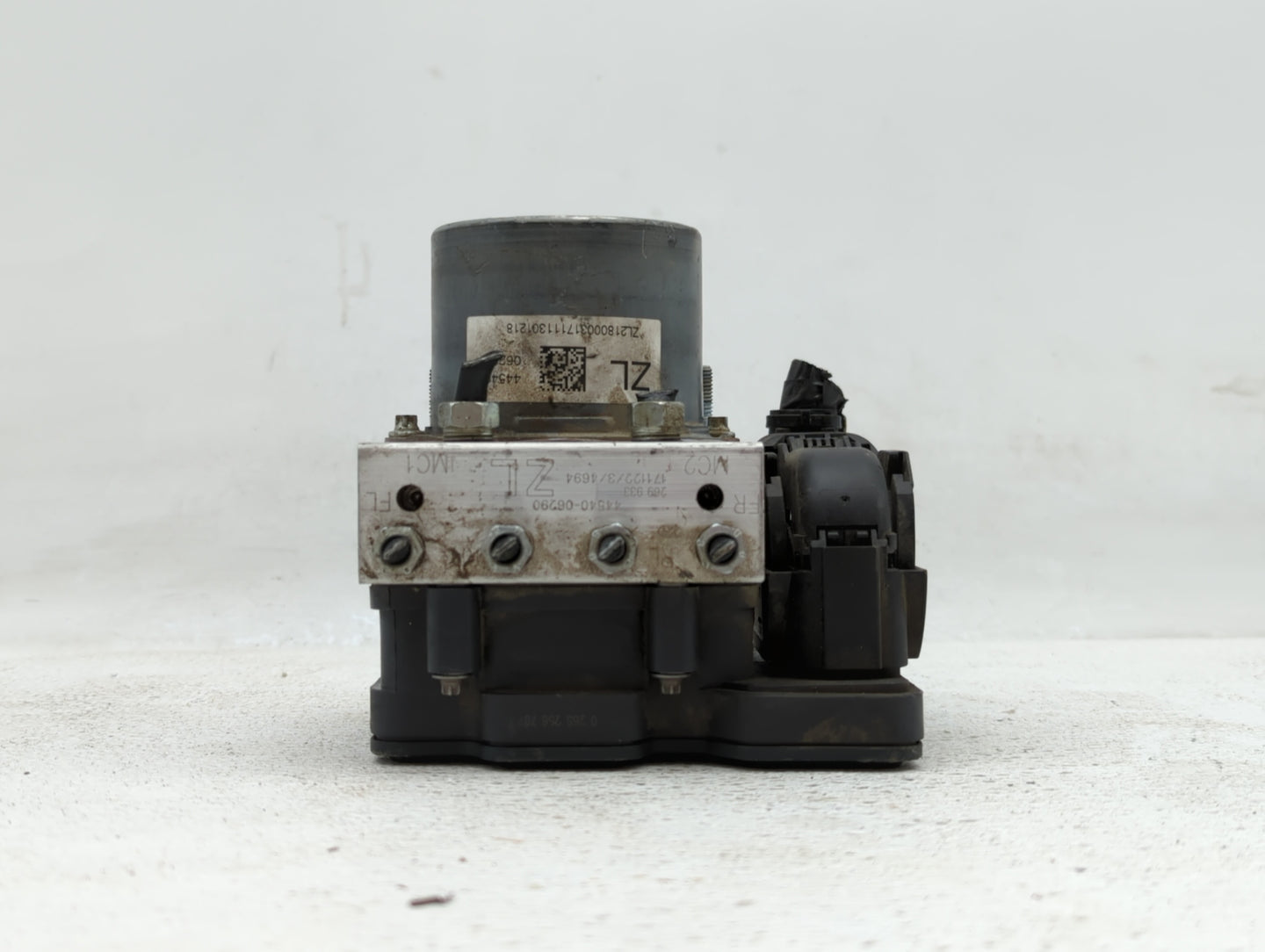 2018 Toyota Camry ABS Pump Control Module Replacement P/N:44540-06290 44540 06290 Fits OEM Used Auto Parts - Oemusedautopart