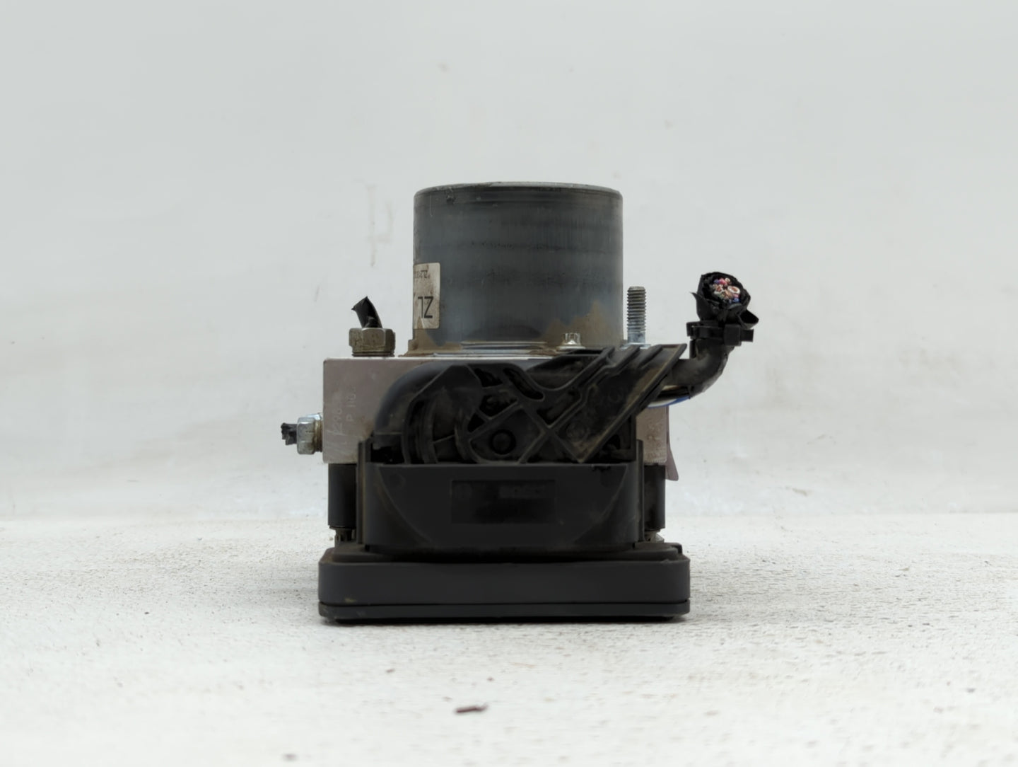 2018 Toyota Camry ABS Pump Control Module Replacement P/N:44540-06290 44540 06290 Fits OEM Used Auto Parts - Oemusedautopart