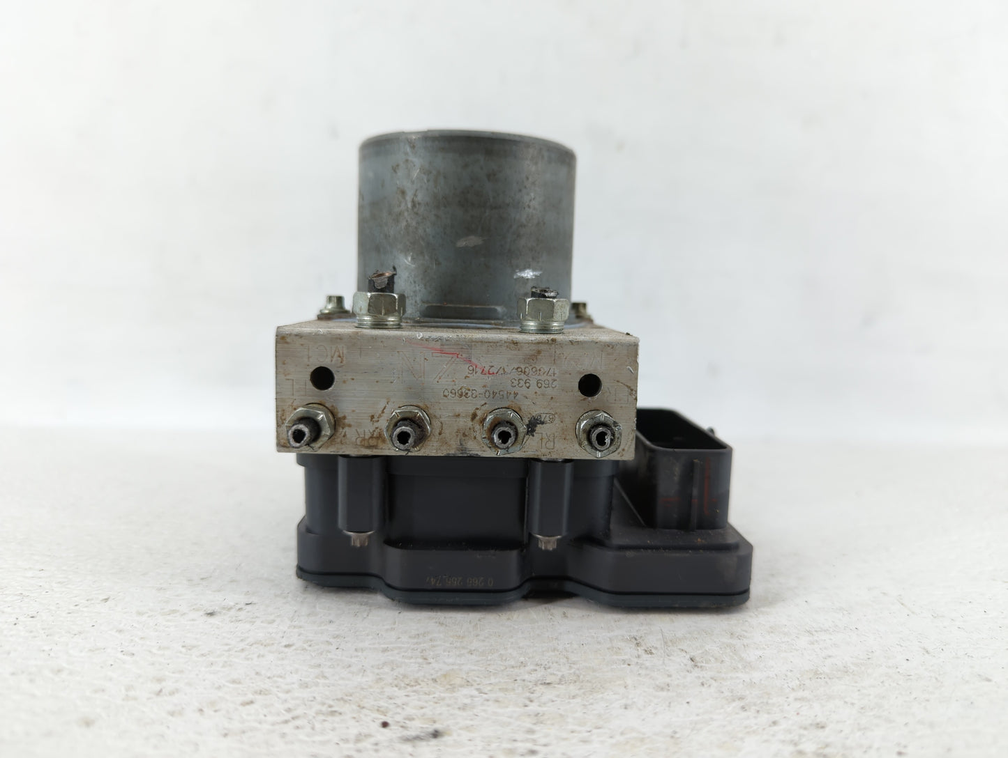 2018-2019 Toyota Camry ABS Pump Control Module Replacement P/N:44540-33660 Fits Fits 2018 2019 OEM Used Auto Parts - Oemused