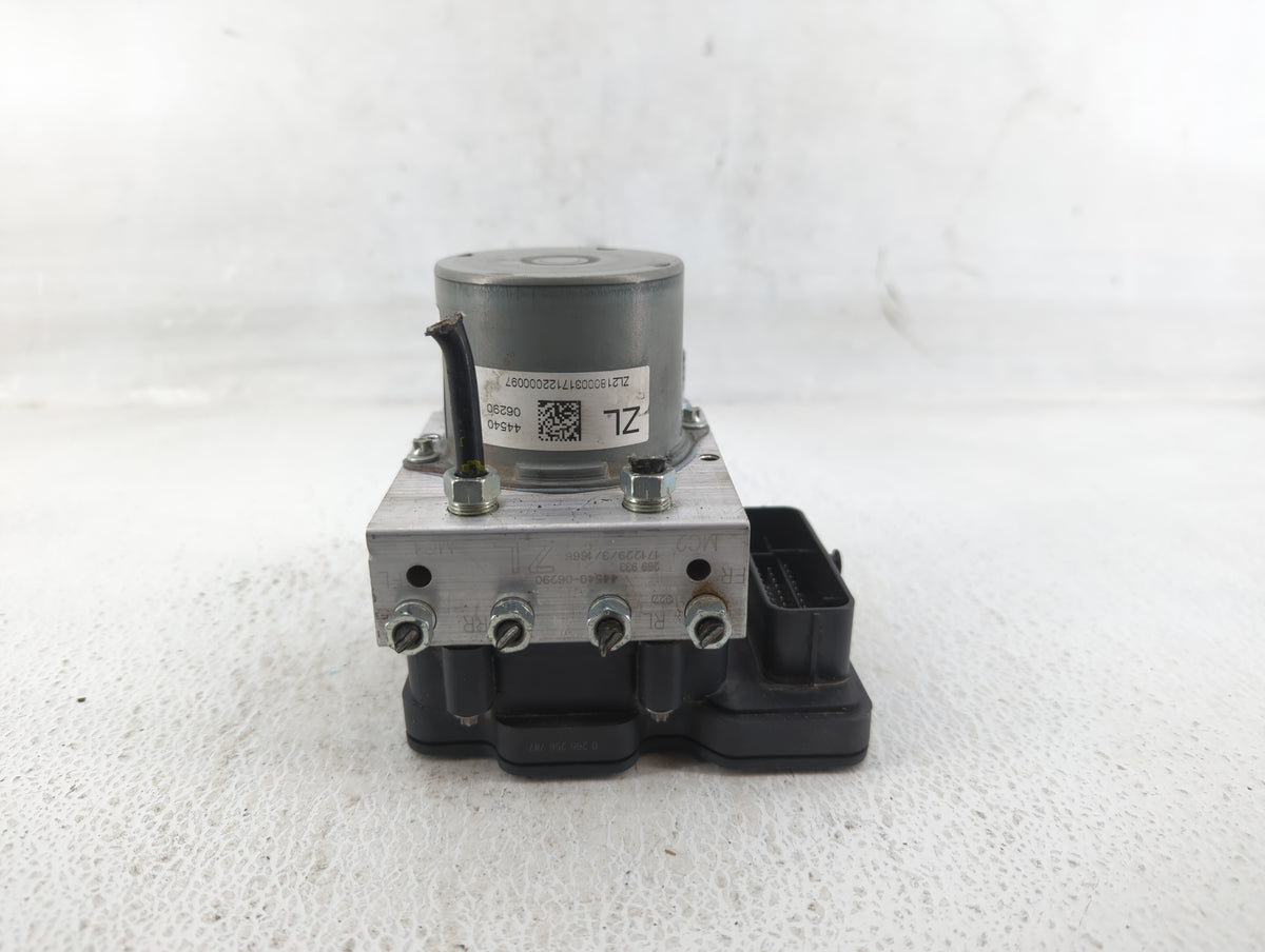 2018-2020 Toyota Camry Anti-Lock Brake ABS Pump Module Actuator OEM P/N:44540 06290 Fits Fits 2018 2019 2020 OEM Used Auto P