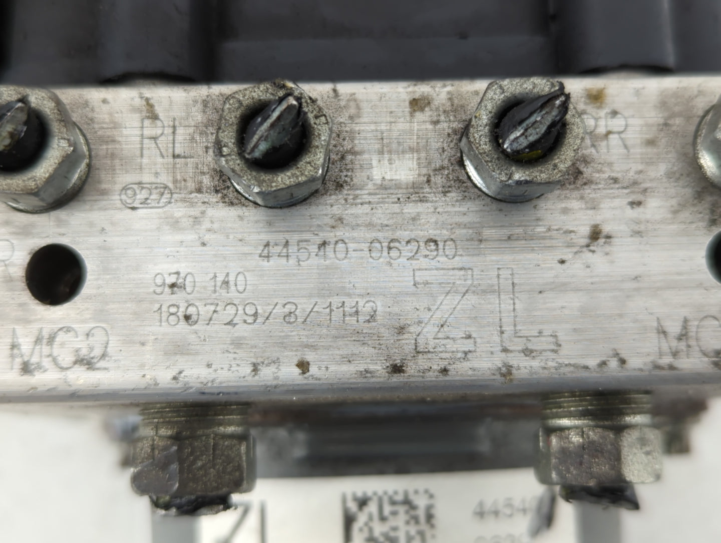 2018-2020 Toyota Camry ABS Pump Control Module Replacement P/N:44540-06290 Fits Fits 2018 2019 2020 OEM Used Auto Parts - Oe