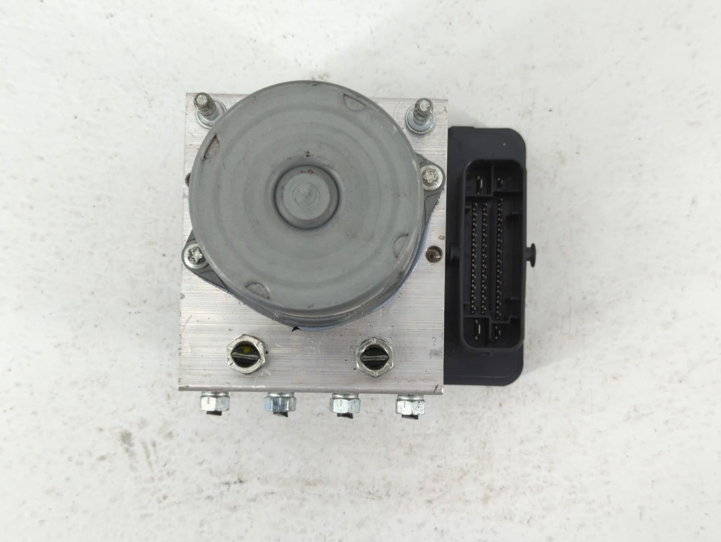 2018-2020 Toyota Camry ABS Pump Control Module Replacement P/N:44540-06290 Fits Fits 2018 2019 2020 OEM Used Auto Parts - Oe