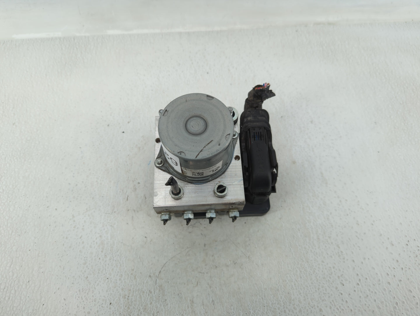 2018-2020 Toyota Camry ABS Pump Control Module Replacement P/N:44540-06290 Fits Fits 2018 2019 2020 OEM Used Auto Parts - Oe