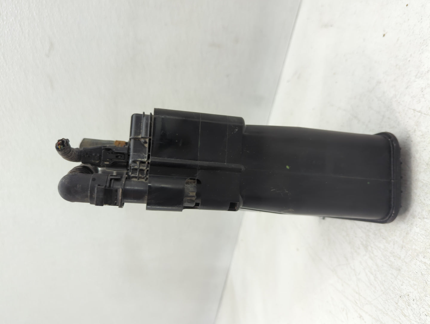 2018 Toyota Camry Fuel Vapor Charcoal Canister - Oemusedautoparts1.com
