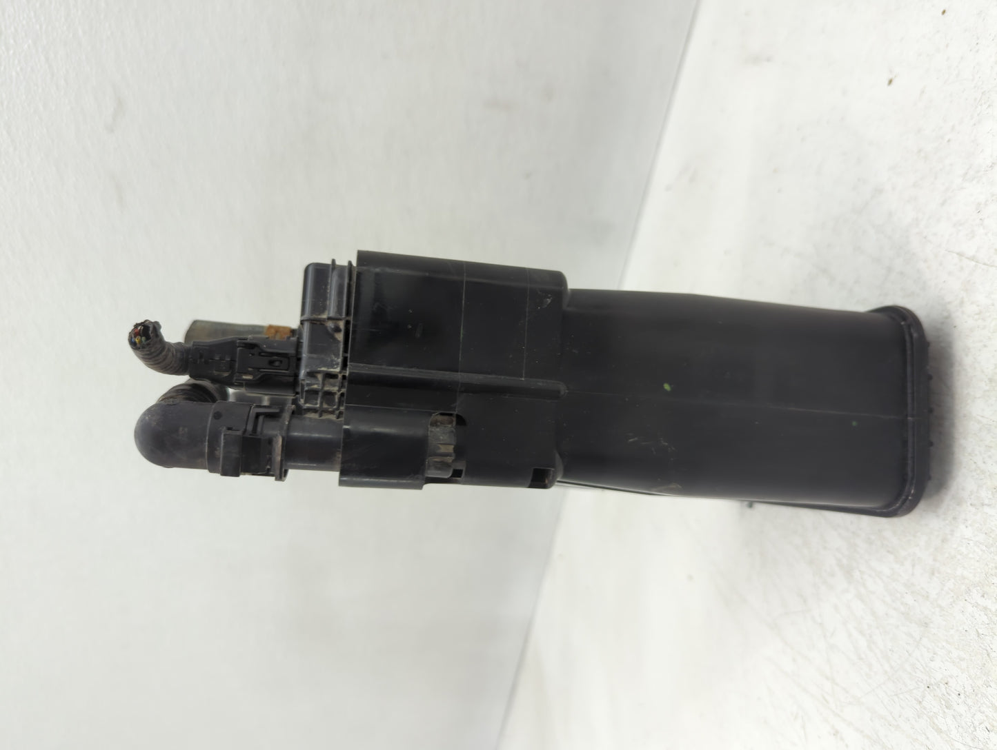 2018 Toyota Camry Fuel Vapor Charcoal Canister - Oemusedautoparts1.com