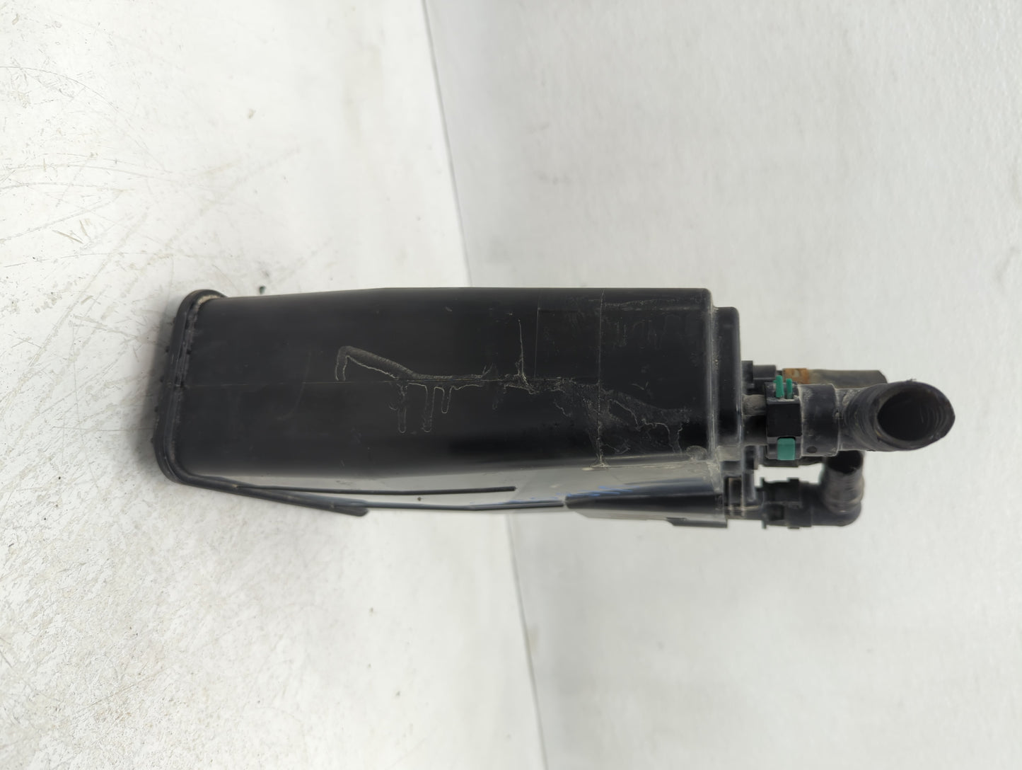 2018 Toyota Camry Fuel Vapor Charcoal Canister - Oemusedautoparts1.com