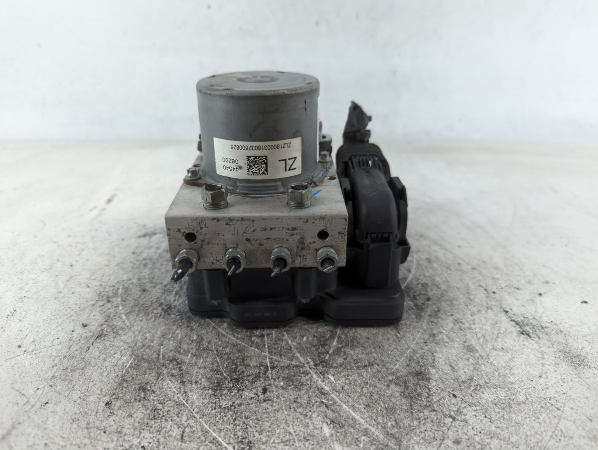 2018-2020 Toyota Camry Anti-Lock Brake ABS Pump Module Actuator OEM P/N:44540 06290 Fits Fits 2018 2019 2020 OEM Used Auto P
