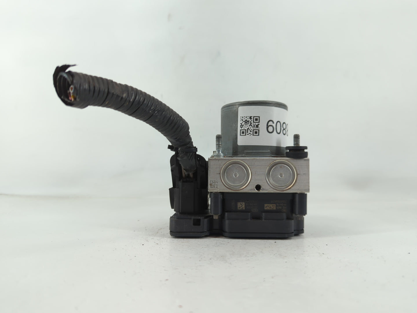 2018-2022 Toyota Camry ABS Pump Control Module Replacement P/N:44540 06290 Fits Fits 2018 2019 2020 2021 2022 OEM Used Auto 