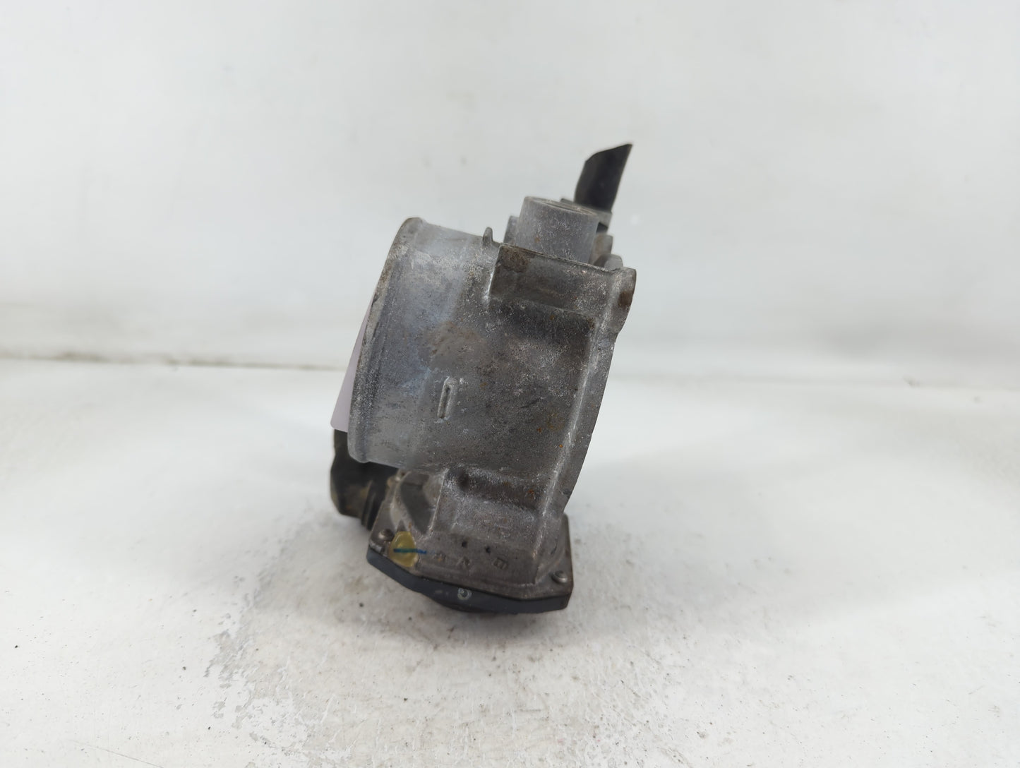2018-2022 Toyota Camry Throttle Body P/N:22030-0P060 Fits Fits 2016 2017 2018 2019 2020 2021 2022 OEM Used Auto Parts - Oemu