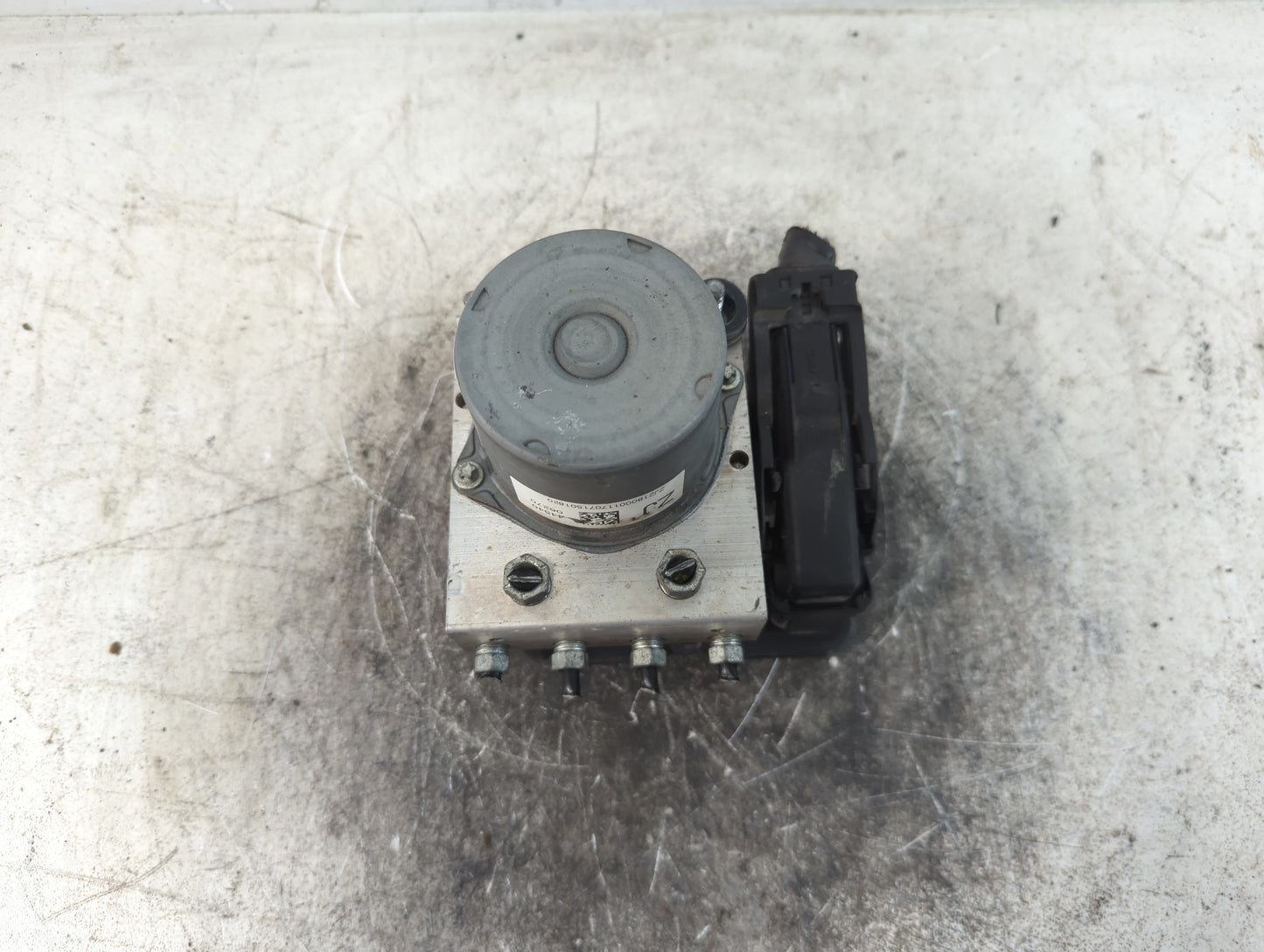 2018-2020 Toyota Camry ABS Pump Control Module Replacement P/N:44540 06270 Fits Fits 2018 2019 2020 OEM Used Auto Parts - Oe