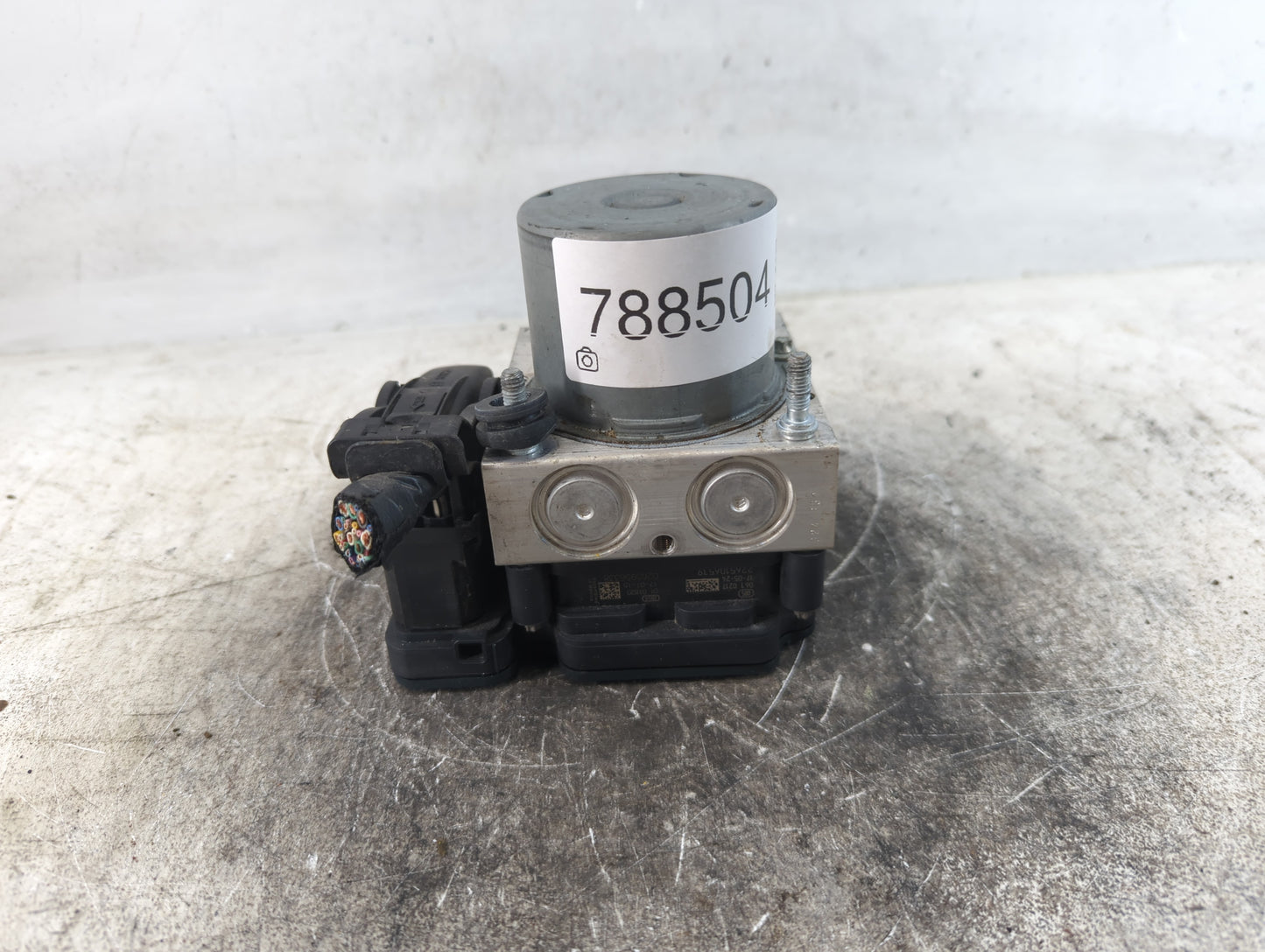 2018-2020 Toyota Camry ABS Pump Control Module Replacement P/N:44540 06270 Fits Fits 2018 2019 2020 OEM Used Auto Parts - Oe