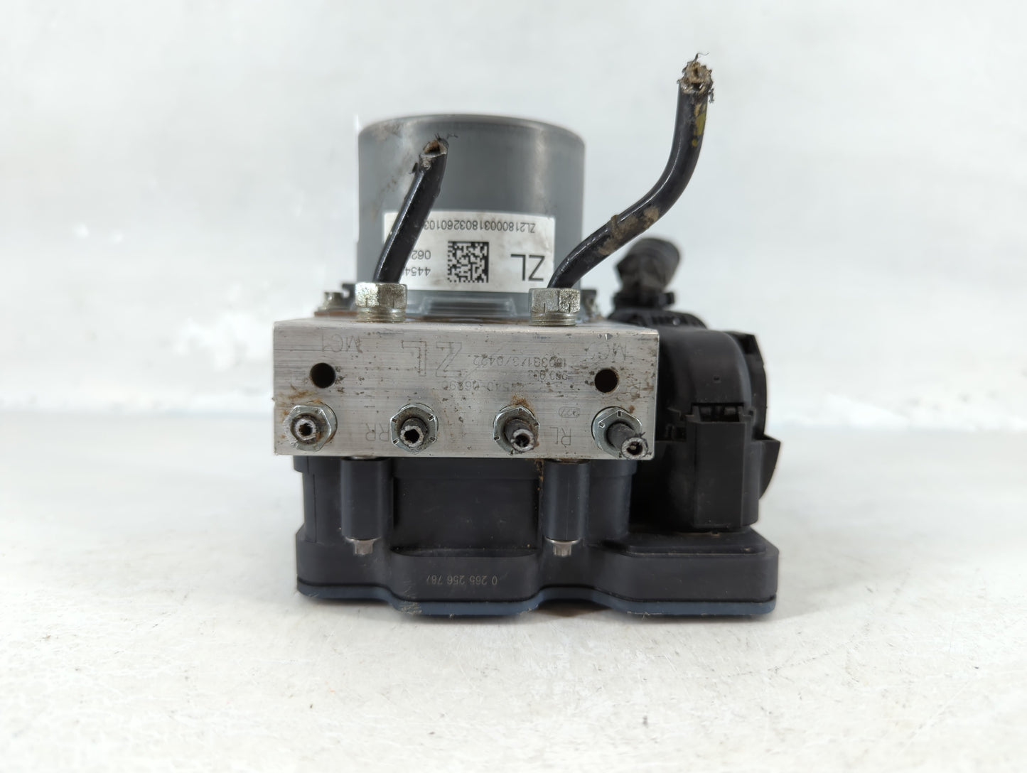 2018-2020 Toyota Camry ABS Pump Control Module Replacement P/N:44540 06290 Fits Fits 2018 2019 2020 OEM Used Auto Parts - Oe