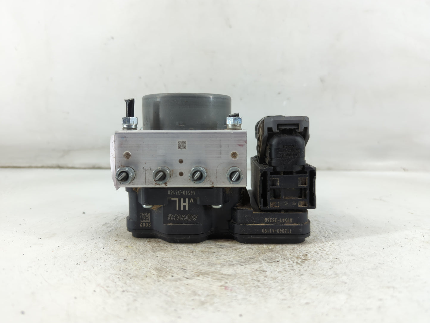 2018 Toyota Camry ABS Pump Control Module Replacement P/N:89541-33360 113040-41190 Fits Fits 2019 OEM Used Auto Parts - Oemu