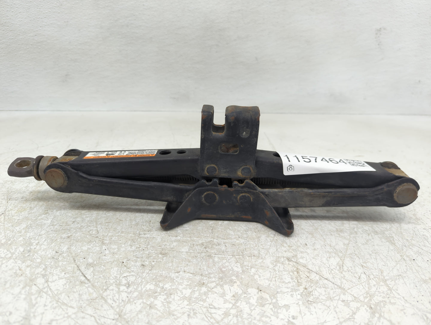 2018 Toyota Corolla Spare Scissor Car Jack 1157464 - Oemusedautoparts1.com