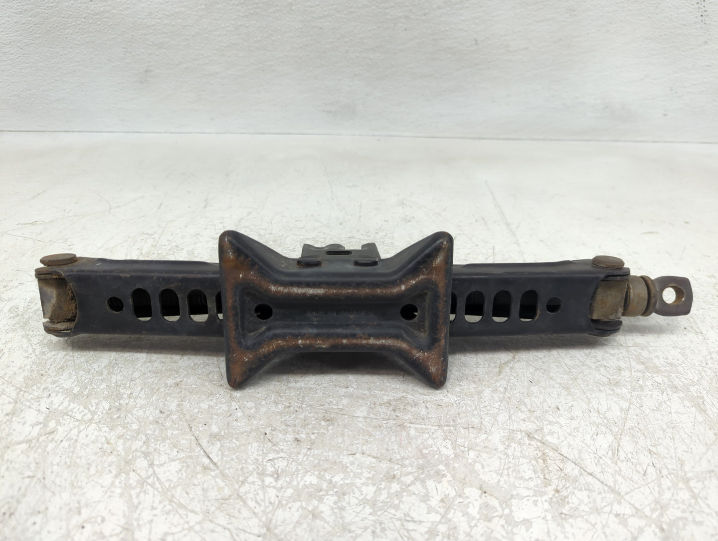 2018 Toyota Corolla Spare Scissor Car Jack 1157464 - Oemusedautoparts1.com