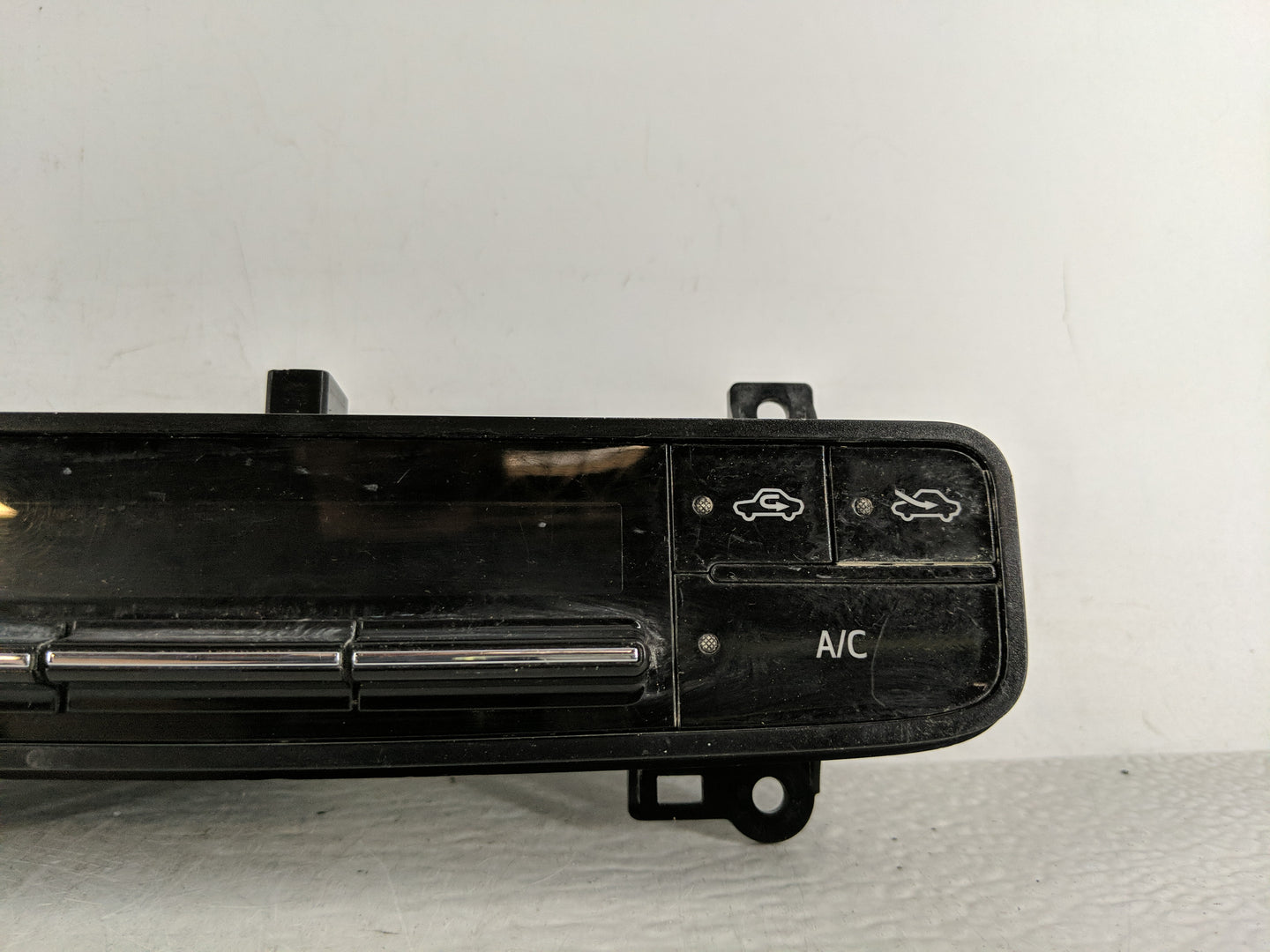 2017-2019 Toyota Corolla Climate Control Module Temperature AC/Heater Replacement Fits Fits 2017 2018 2019 OEM Used Auto Par
