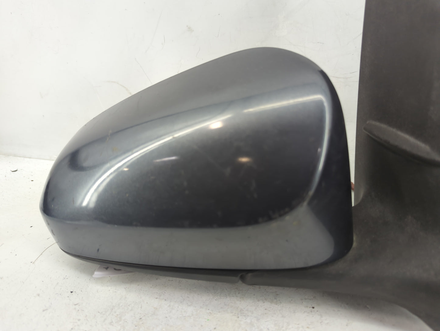2014-2019 Toyota Corolla Passenger Side View Mirror - Right Door Mirror OEM Used - Oemusedautoparts1.com