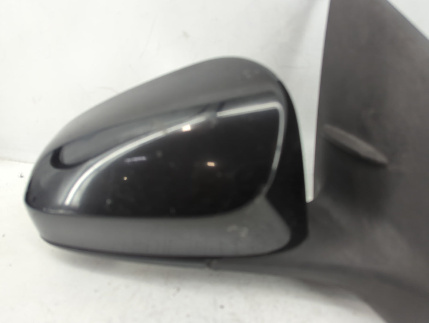 2014-2019 Toyota Corolla Passenger Side View Mirror - Right Door Mirror OEM Used - Oemusedautoparts1.com