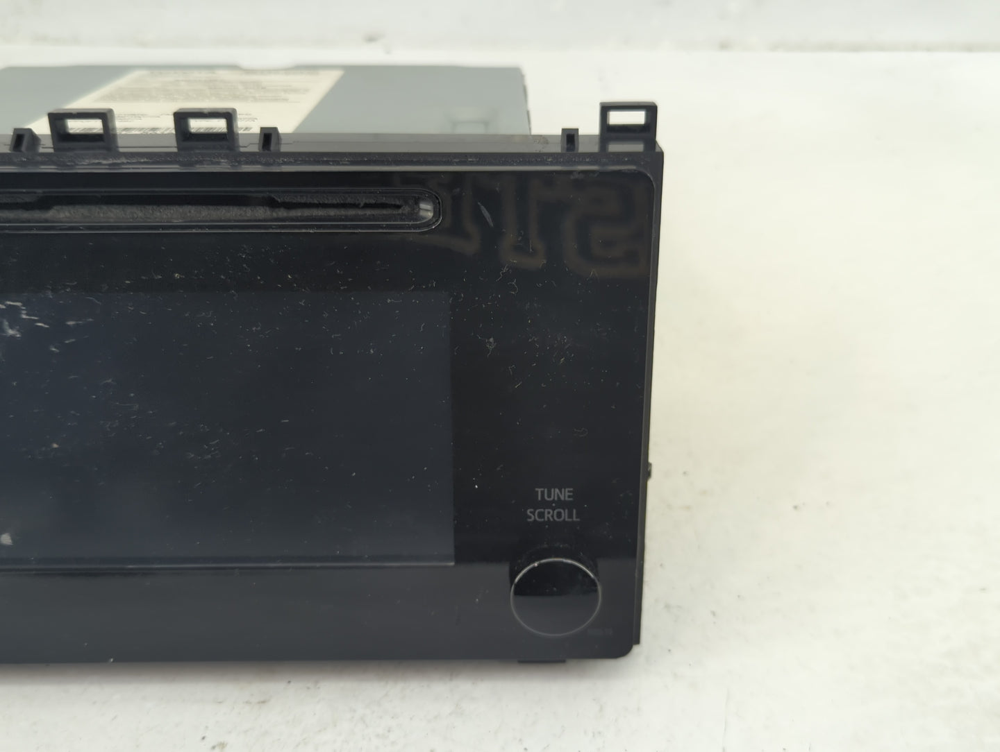 2014-2019 Toyota Corolla Radio AM FM Cd Player Receiver Replacement P/N:86140-02520 Fits OEM Used Auto Parts - Oemusedautopa