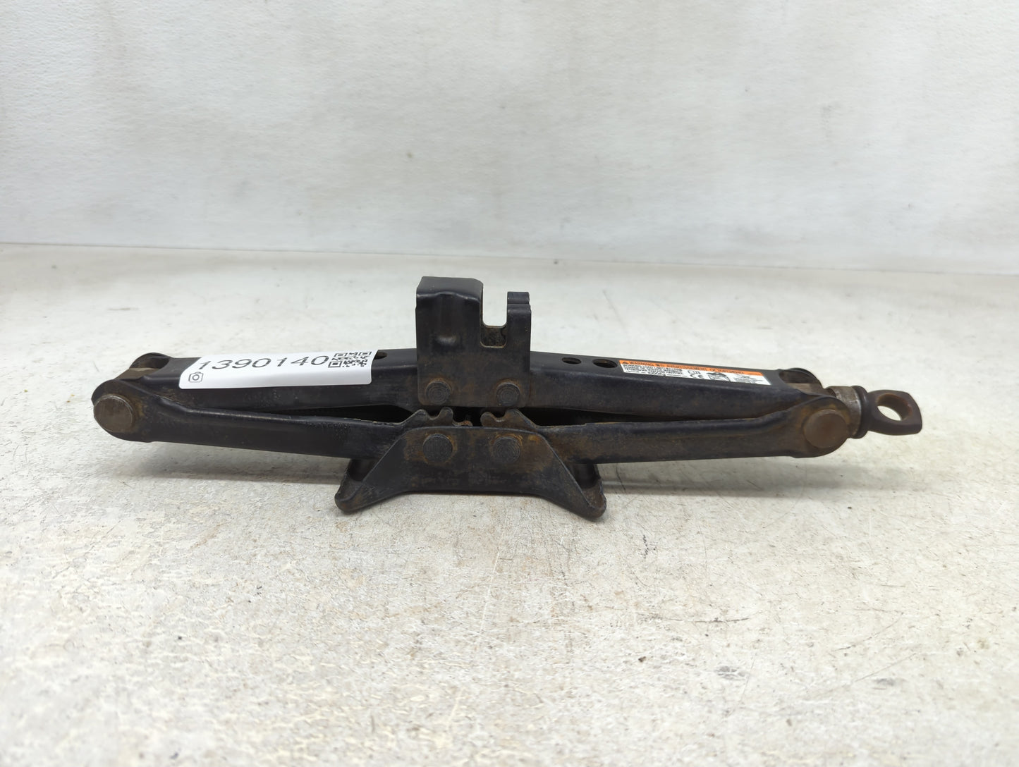 2018 Toyota Corolla Spare Scissor Car Jack - Oemusedautoparts1.com