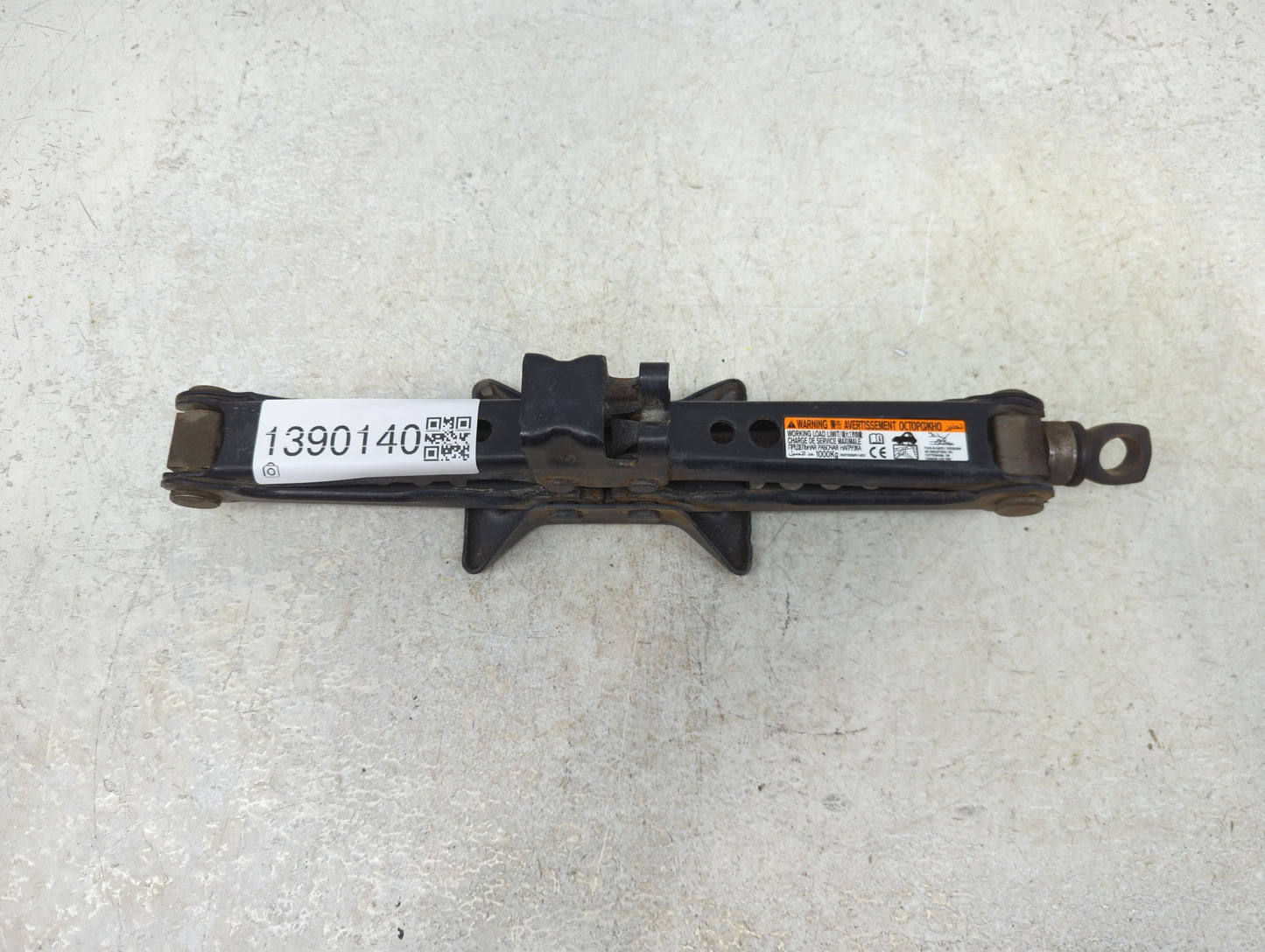2018 Toyota Corolla Spare Scissor Car Jack - Oemusedautoparts1.com