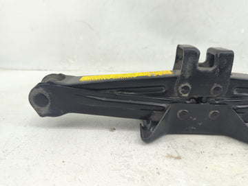 2018 Toyota Corolla Spare Scissor Car Jack