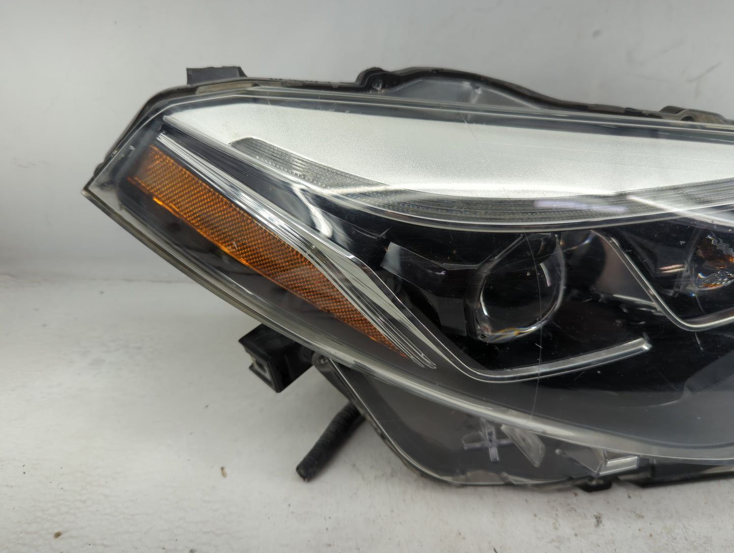 2017-2019 Toyota Corolla Passenger Right Oem Head Light Headlight Lamp - Oemusedautoparts1.com