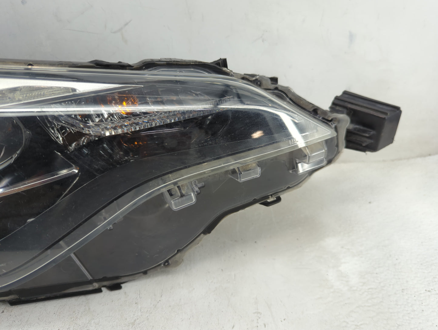 2017-2019 Toyota Corolla Passenger Right Oem Head Light Headlight Lamp - Oemusedautoparts1.com