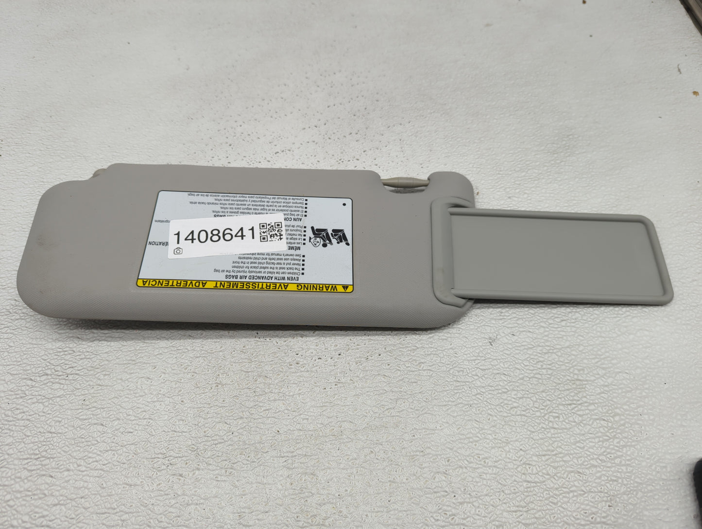 2017-2019 Toyota Corolla Sun Visor Shade Replacement Passenger Right Mirror Fits Fits 2017 2018 2019 OEM Used Auto Parts - O