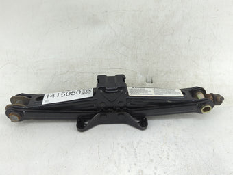 compare product 2018 Toyota Corolla Spare Scissor Car Jack 1415050