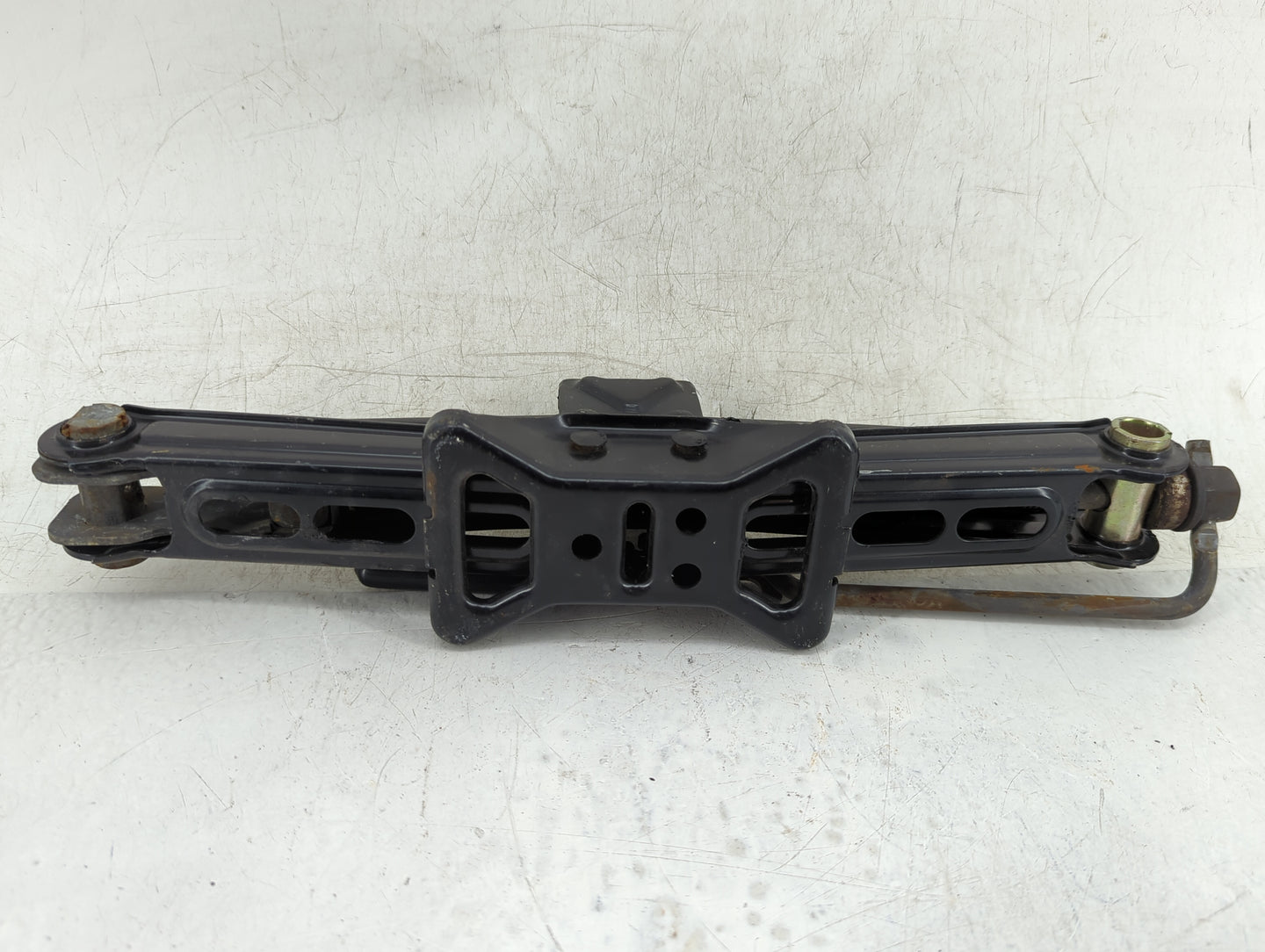 2018 Toyota Corolla Spare Scissor Car Jack - Oemusedautoparts1.com