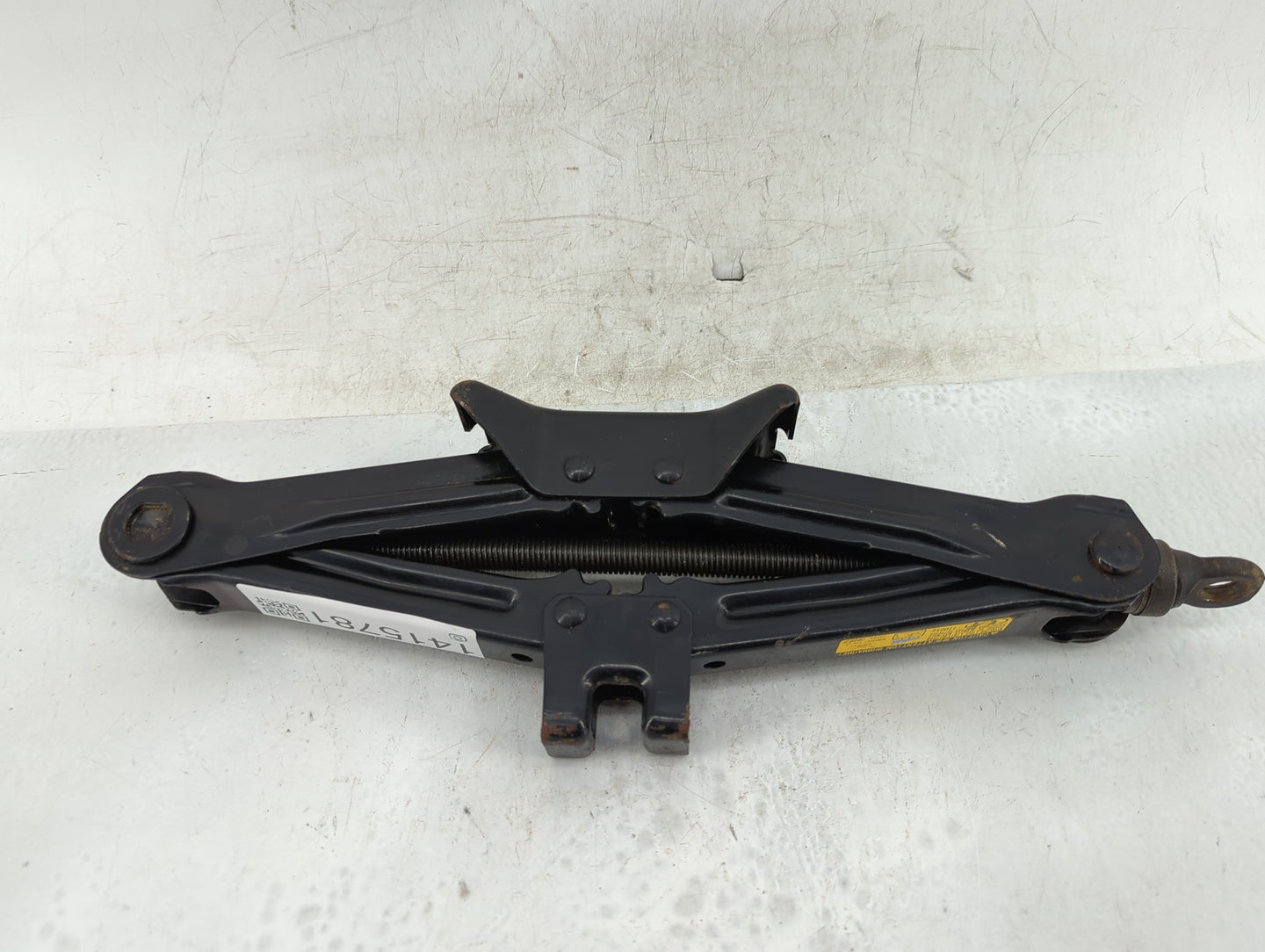 2018 Toyota Corolla Spare Scissor Car Jack 1415781 - Oemusedautoparts1.com