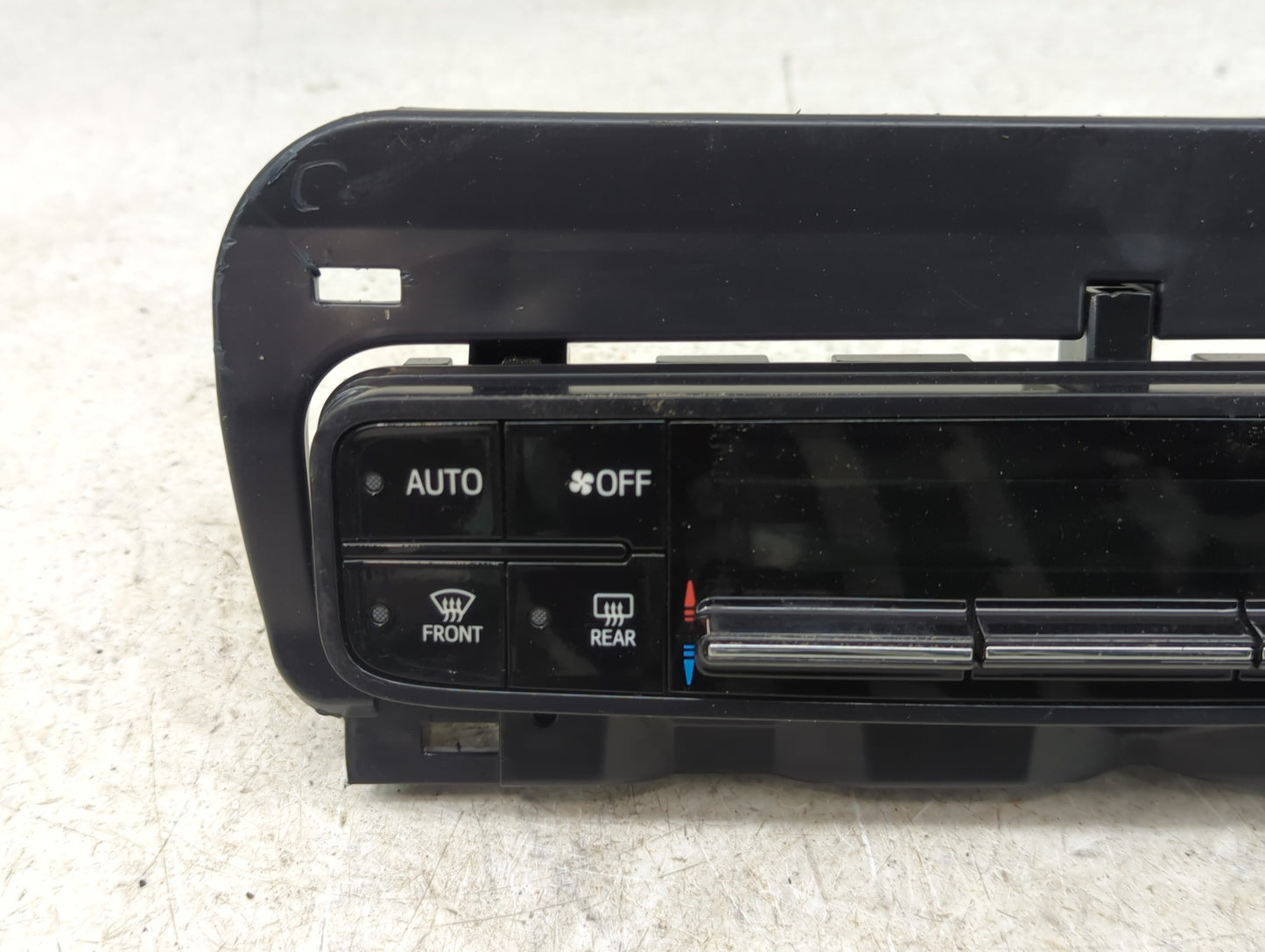 2017-2019 Toyota Corolla Climate Control Module Temperature AC/Heater Replacement P/N:55468-02060 Fits Fits 2017 2018 2019 O