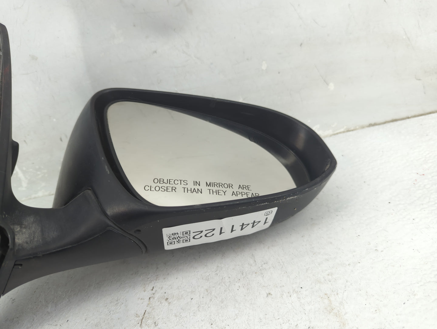 2014-2019 Toyota Corolla Passenger Side View Mirror - Right Door Mirror OEM Used - Oemusedautoparts1.com