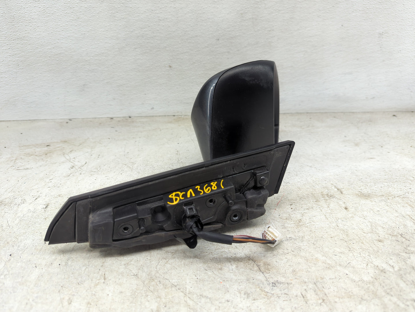 2018 Toyota Corolla Passenger Side View Mirror - Right Door Mirror OEM Used - Oemusedautoparts1.com