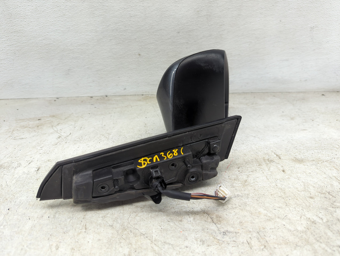 2018 Toyota Corolla Passenger Side View Mirror - Right Door Mirror OEM Used - Oemusedautoparts1.com