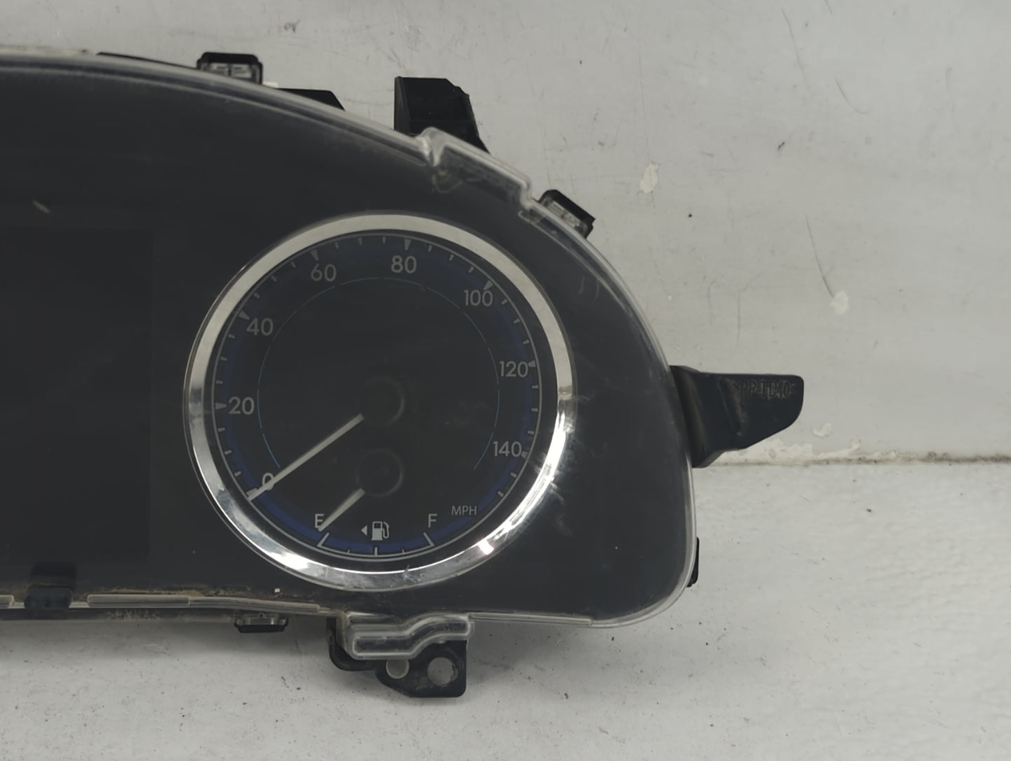2018-2019 Toyota Corolla Instrument Cluster Speedometer Gauges P/N:83800-F2U60-00 Fits Fits 2018 2019 OEM Used Auto Parts - 