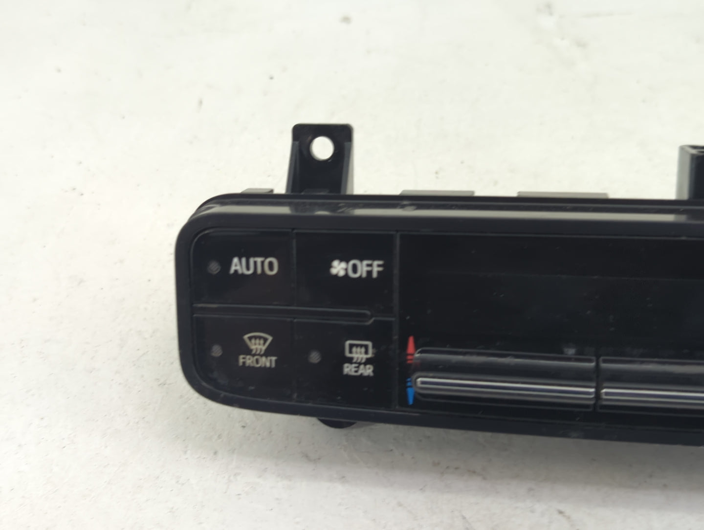 2017-2019 Toyota Corolla Climate Control Module Temperature AC/Heater Replacement P/N:55900-02A30 114-2089 D Fits OEM Used A