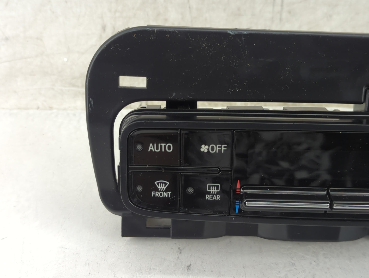 2017-2019 Toyota Corolla Climate Control Module Temperature AC/Heater Replacement P/N:55468-02060 Fits Fits 2017 2018 2019 O