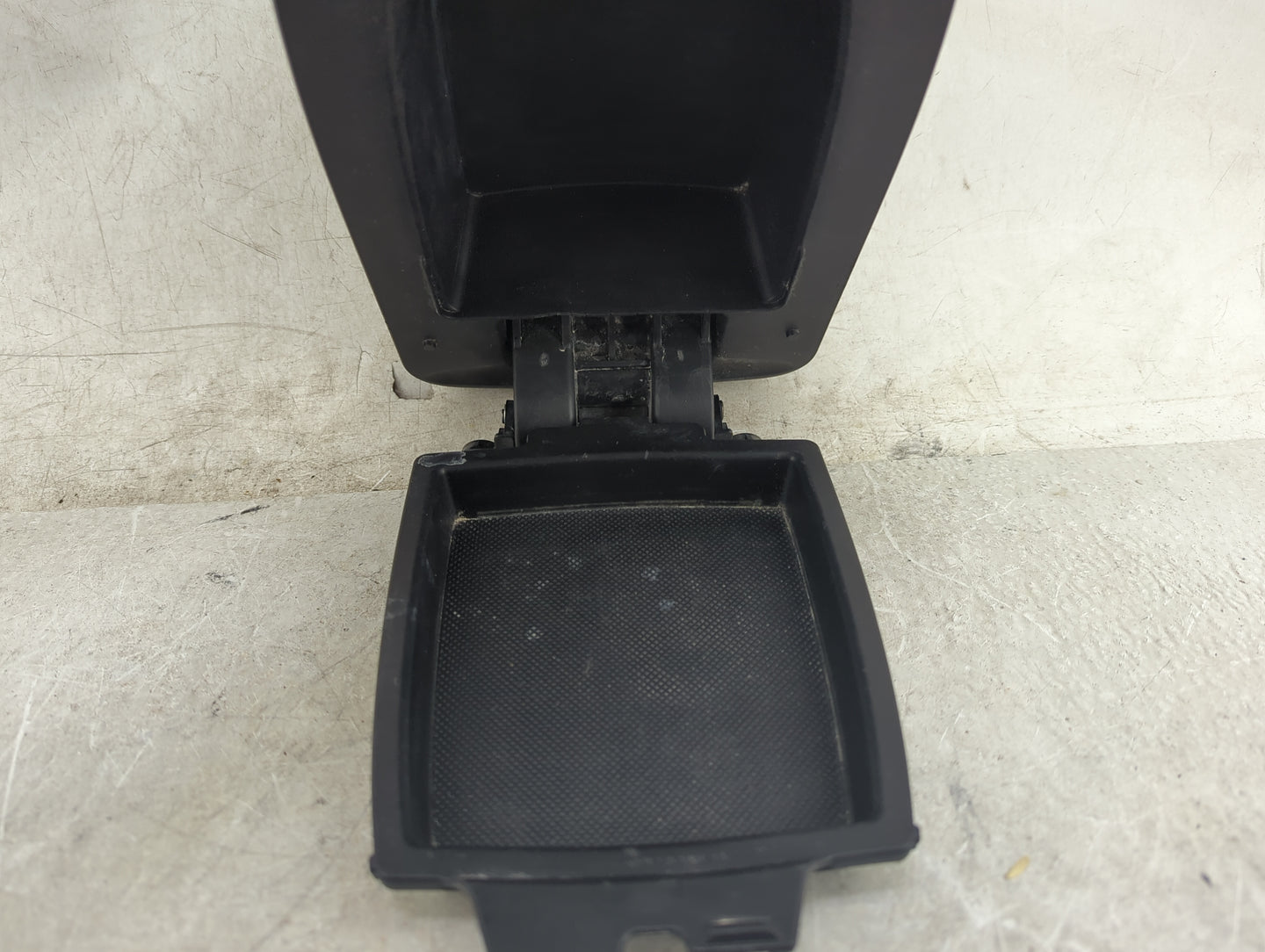 2018 Toyota Corolla Center Console Armrest Cover Lid Fits OEM Used Auto Parts - Oemusedautoparts1.com
