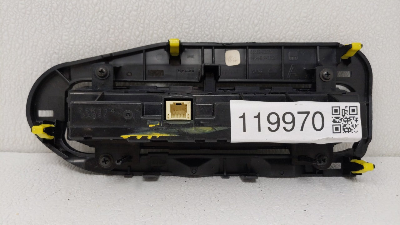 2017-2019 Toyota Corolla Climate Control Module Temperature AC/Heater Replacement P/N:55900-02A30,55468-02060 55468-02060 Fi