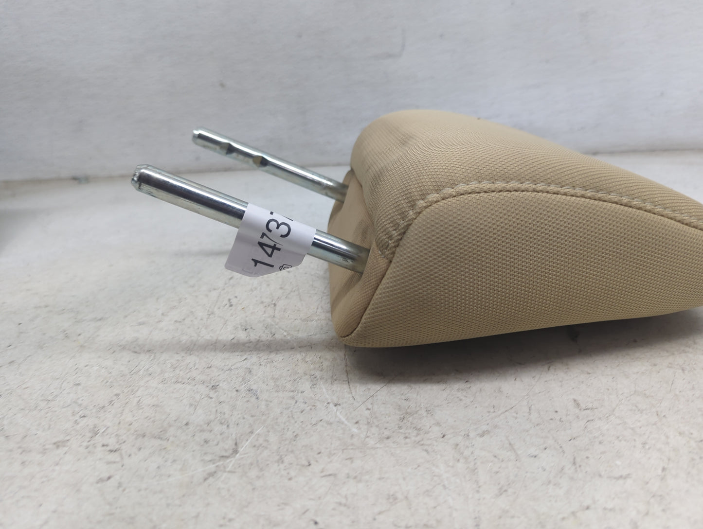 2018 Toyota Corolla Headrest Head Rest Front Driver Passenger Seat Fits OEM Used Auto Parts - Oemusedautoparts1.com